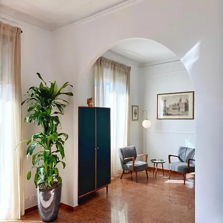 Merulana 13 アパート ローマ