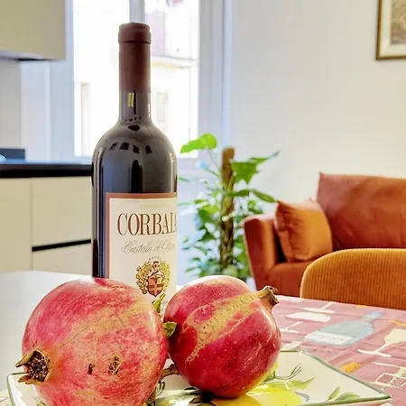 アパート Merulana 13