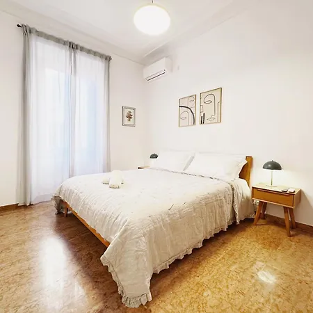 アパート Merulana 13 *